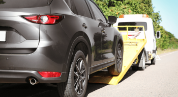 Flat-Bed / Rollback Deck Tow Serivce Flat-Bed / Rollback Deck Tow Serivce